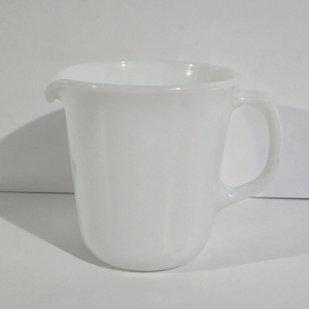 Vintage - Pyrex - Creamer - Pure White Milk Glass